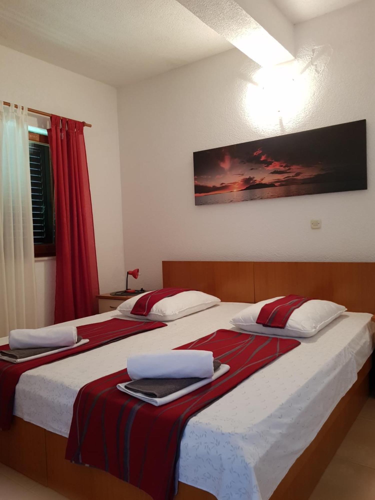 Apartmani Laguna Gradac  Eksteriør bilde